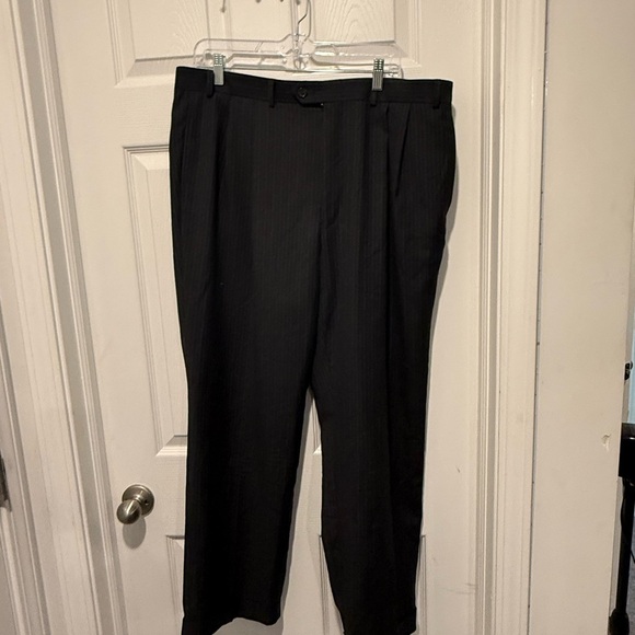 Lauren Ralph Lauren Wool Pinstripe Business Suit 44L , 38x30. - Picture 7 of 15